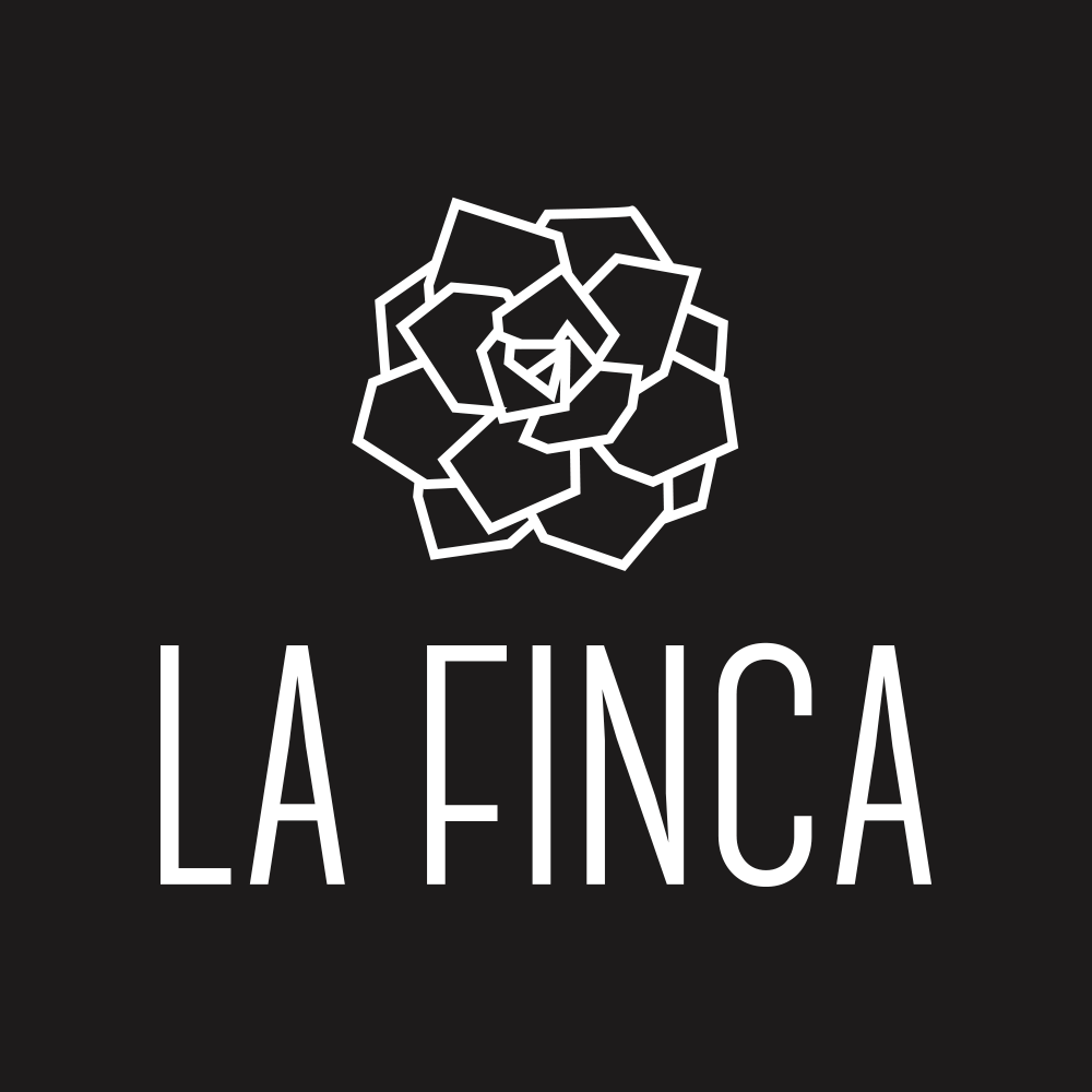 La Finca — logotipo con ícono floral geométrico